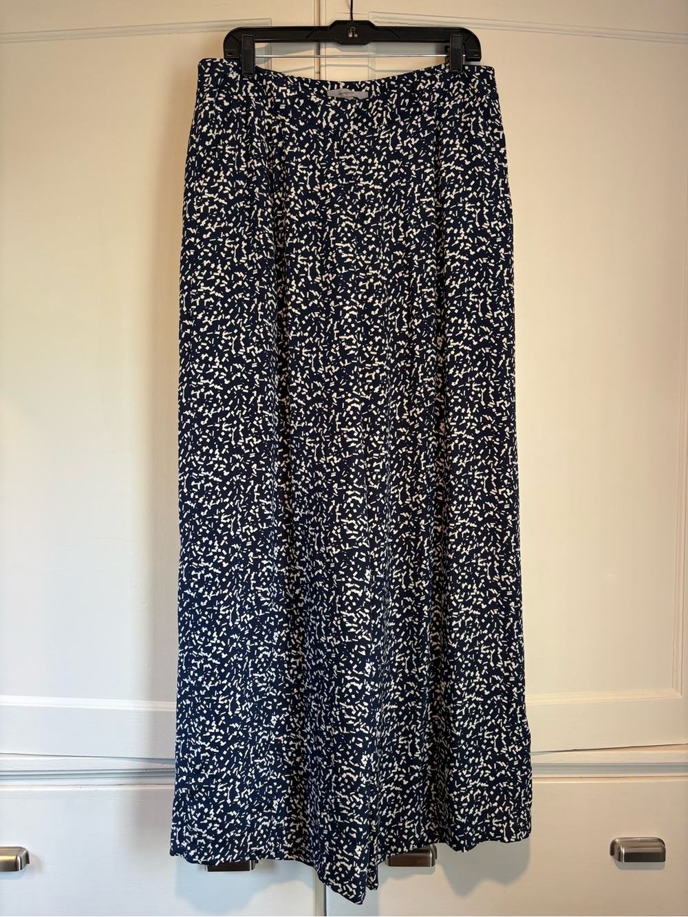 Classiques Entier 100% Silk Navy & White Patterned Wide Leg Pants